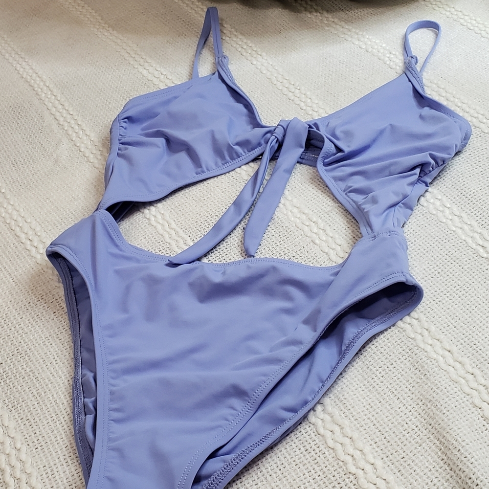 Bathing suit - Picture 6 of 7